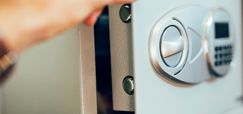 Fingerprint Safe Openers in Diamond Bar, CA
